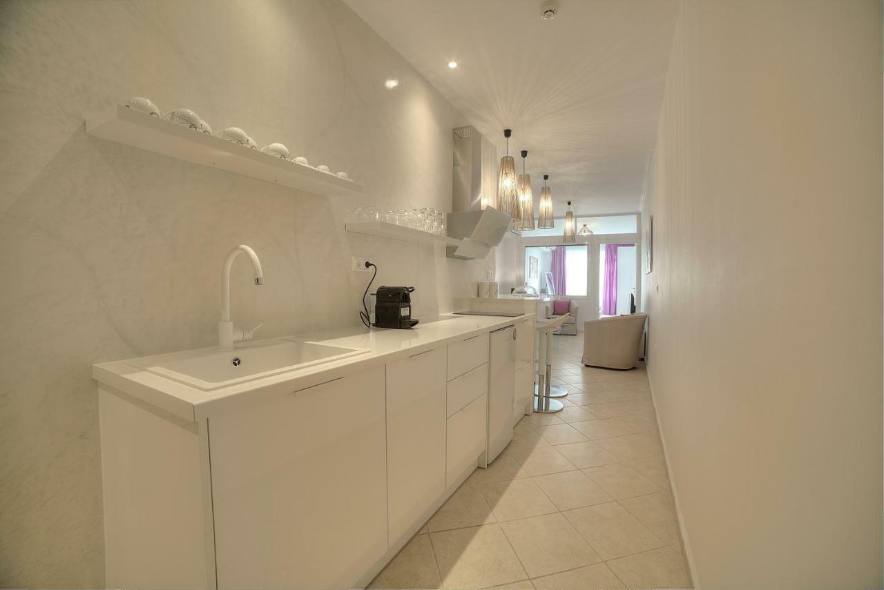 אתונה Downtown Glyfada Smart Apartment מראה חיצוני תמונה