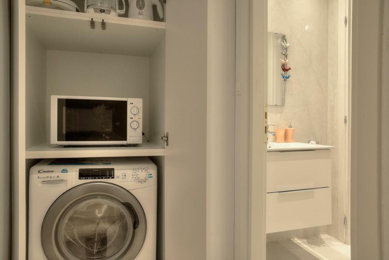 אתונה Downtown Glyfada Smart Apartment מראה חיצוני תמונה